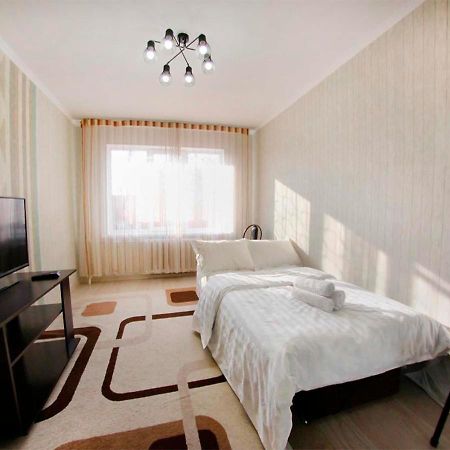 Razmestim На Сайна Шаляпина Almaty Luaran gambar